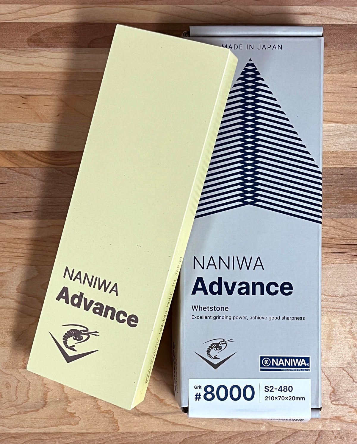 Naniwa Super-Stone / Advance Whetstone Sharpening Stone, 8000 grit