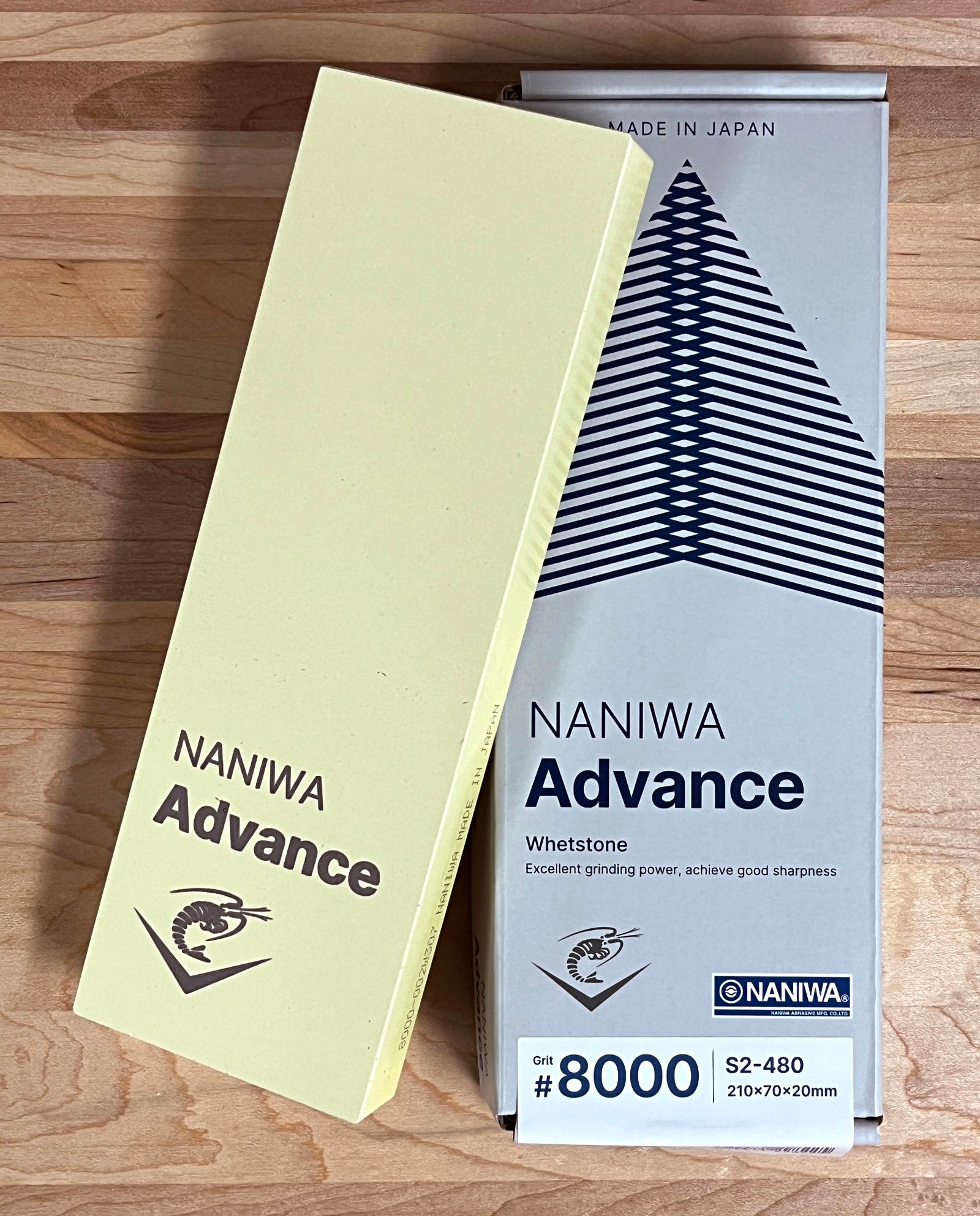 Naniwa Super-Stone / Advance Whetstone Sharpening Stone, 8000 grit