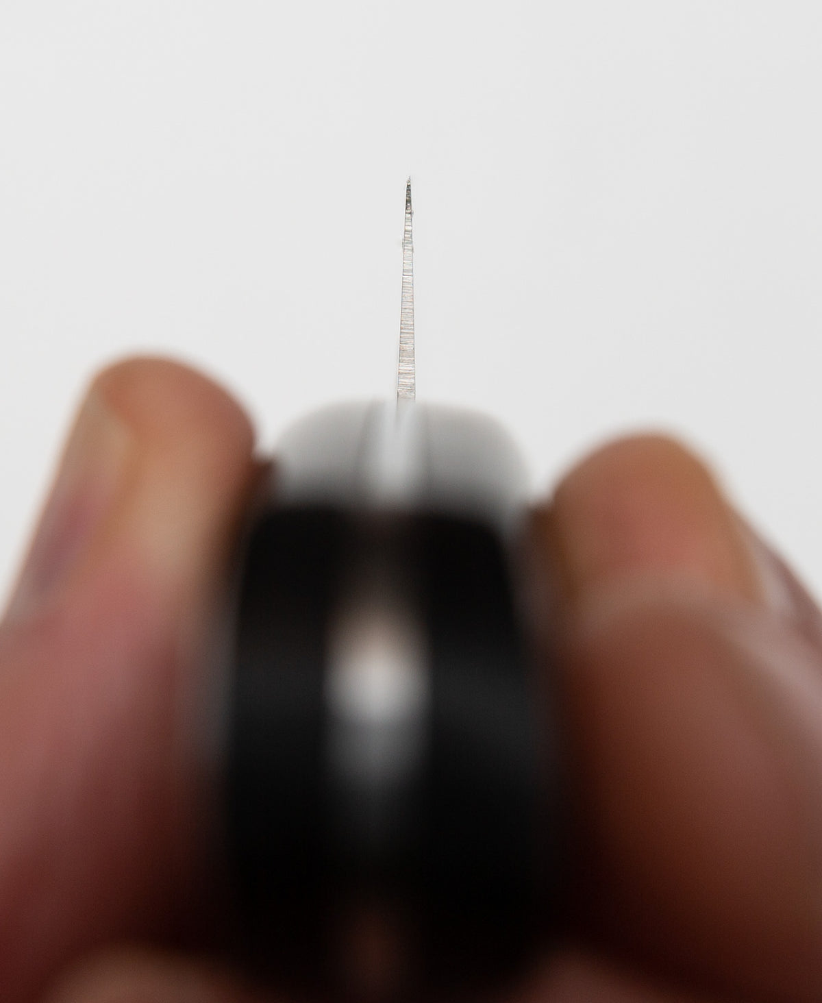 Couteau Sakai Takayuki Grand Chef Petty, Manche Micarta Noir, 150mm / 5.9&quot;